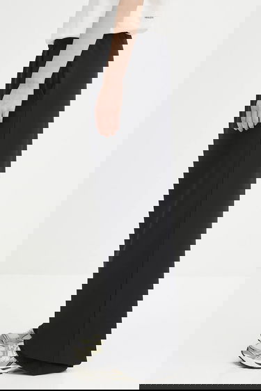 Byxor PANGAIA Pangaia DNA Double Jersey Pleated Trousers Svart | 10002356, 1