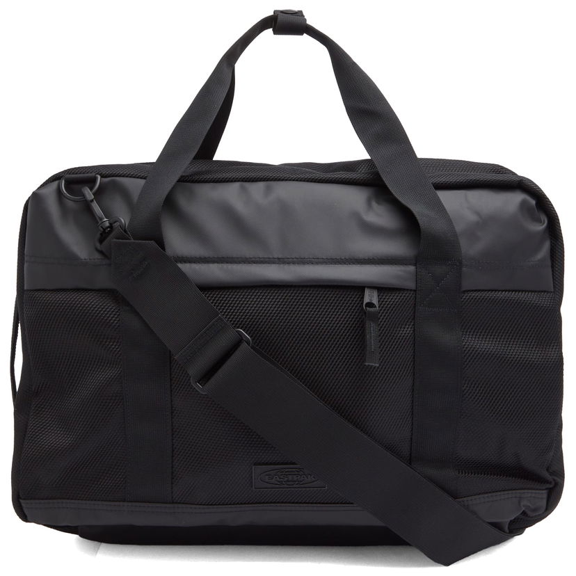 Resväska EASTPAK Multipak CNNCT Coat Travel Bag Svart | EK0A5BIY80W