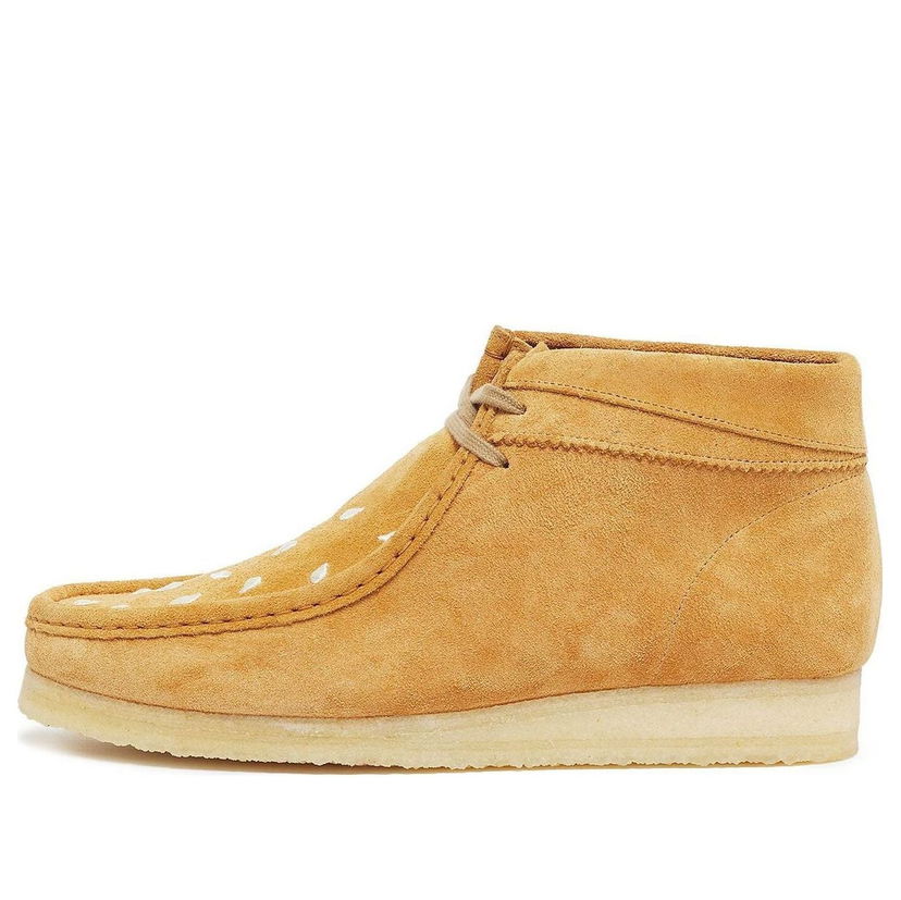 Sneakers och skor Clarks Vandy The Pink Wallabee Gul | 261759407