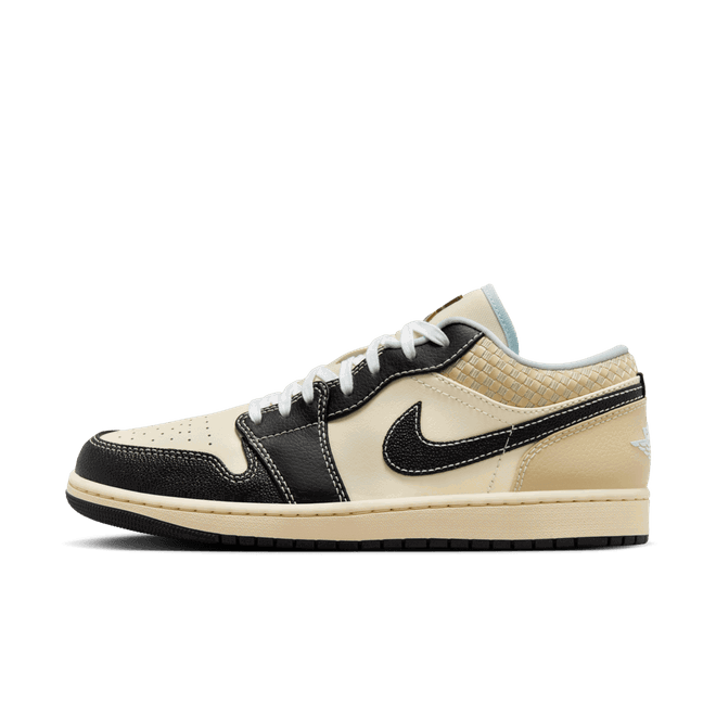 Sneakers och skor Jordan Air Jordan 1 Low SE "Coconut Milk" Beige | HQ3437-101