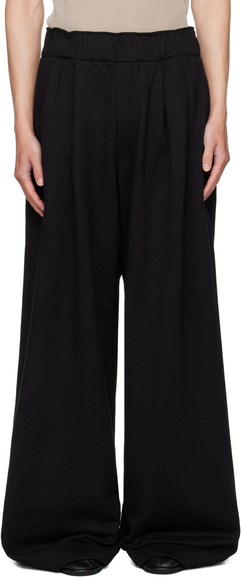 Träningsbyxor Dries Van Noten Dries Van Noten Pleated Sweatpants Svart | 252-021143-2611
